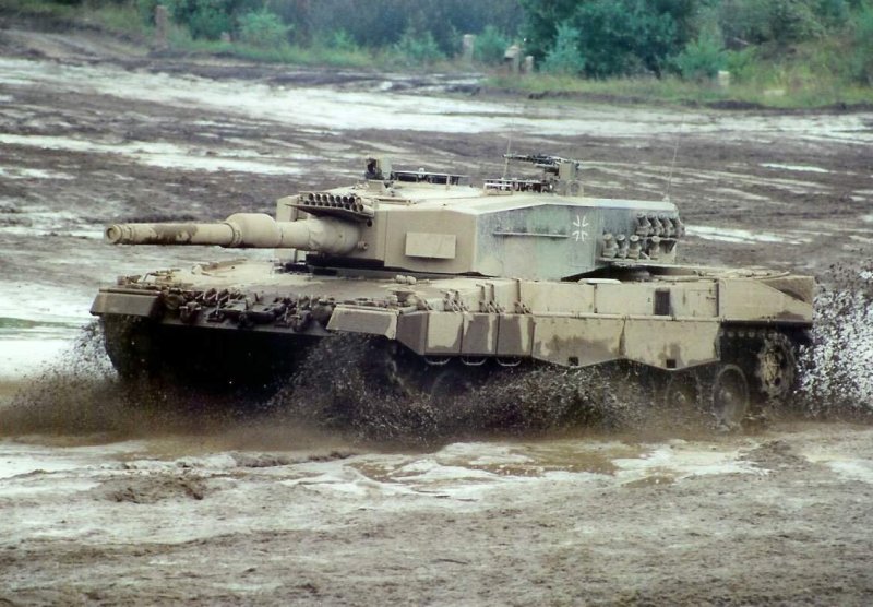 Танк леопард 2е
