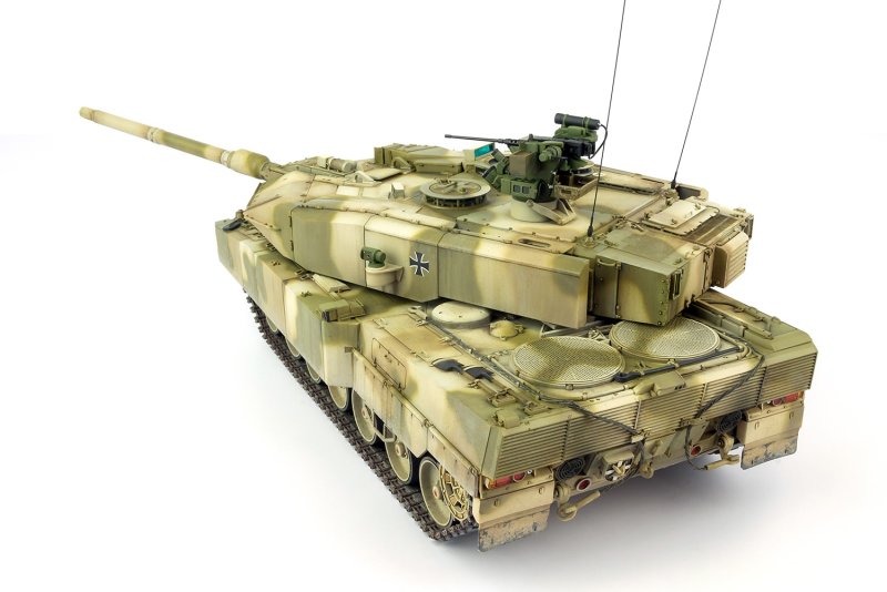 Leopard 2a4 крышка МТО