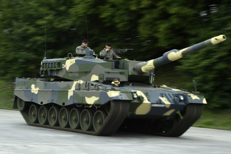 BT-002 border model Leopard 2 a5/a6