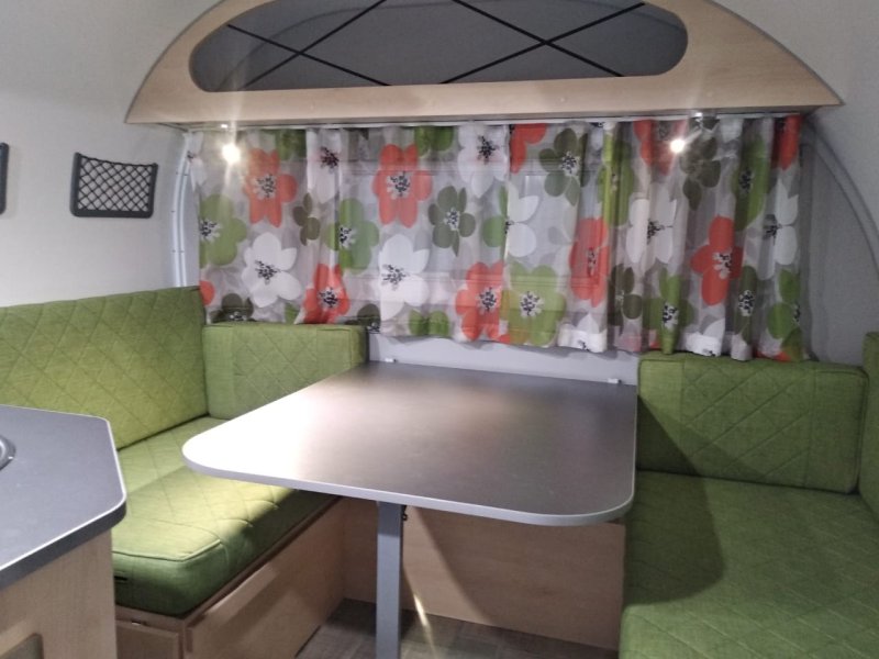 Жилой прицеп на базе модели 813302-2е25