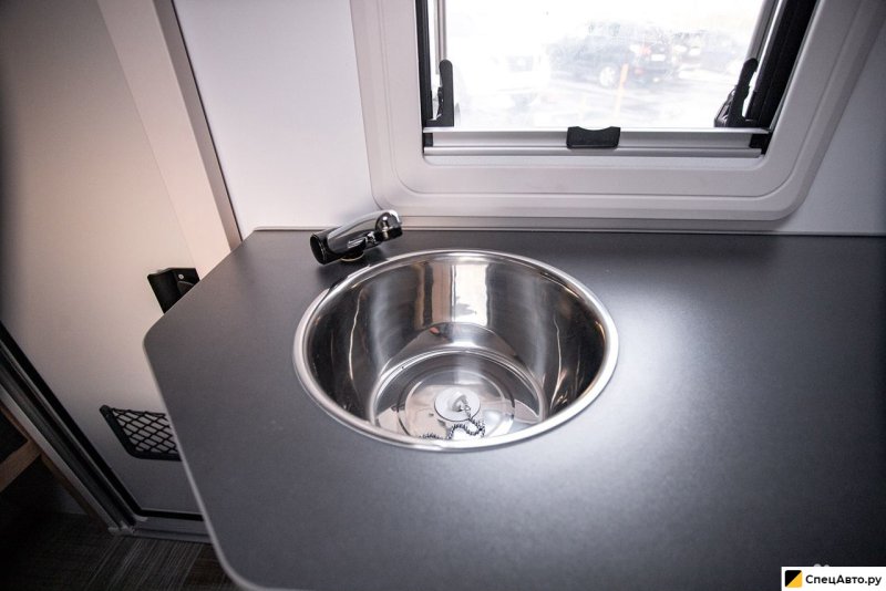 Caravan автодом