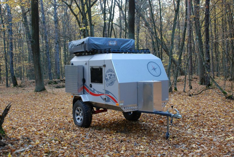 Внедорожный прицеп кемпер "нави2.5".