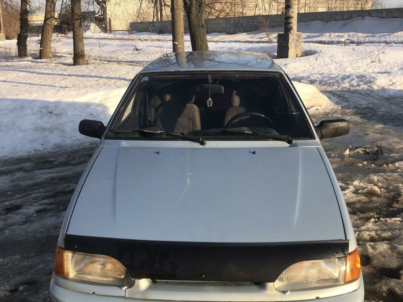 Лада 2114 спереди