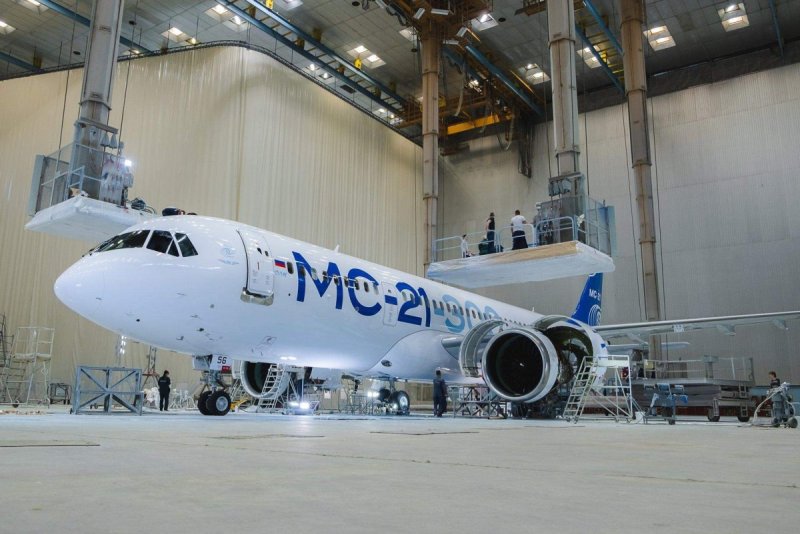 Ту-154 пассажирский самолёт