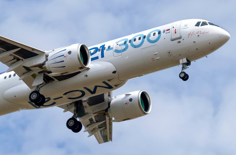 МС-21 пассажирский самолёт шасси