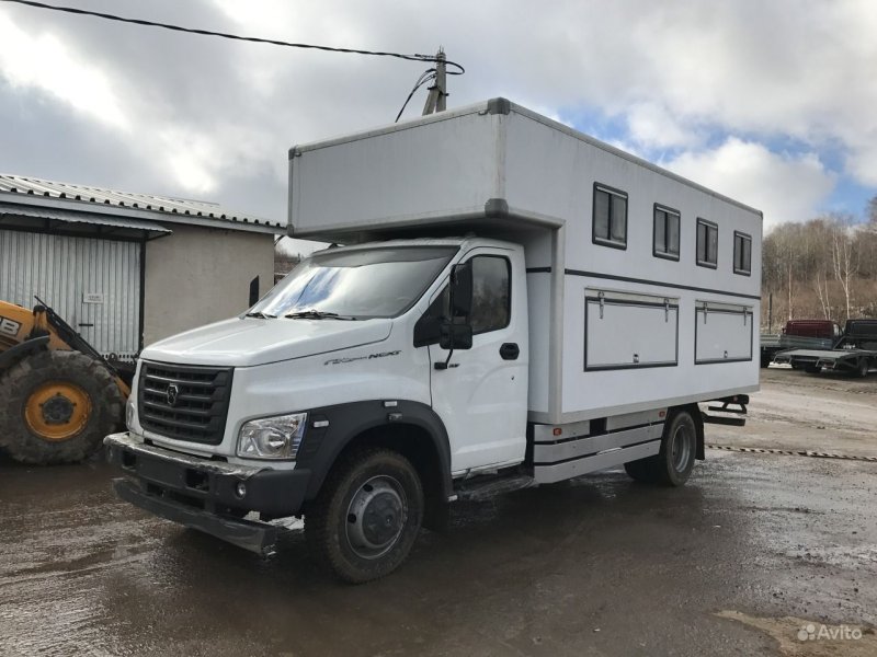 Газон Некст коневозка