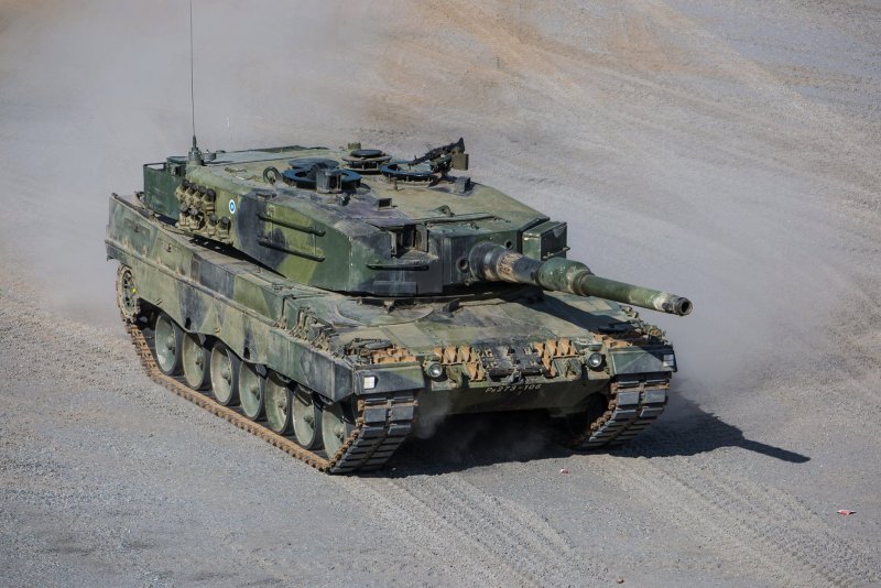 MBT Leopard 2a4