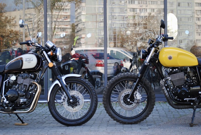 Mash 400 Scrambler