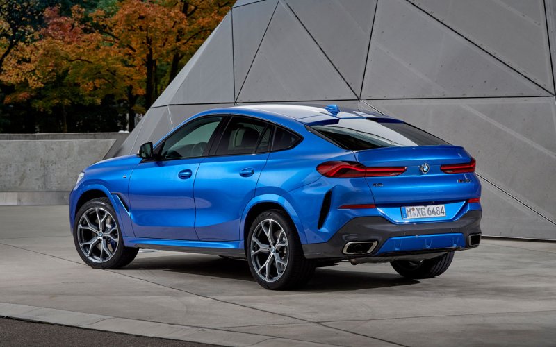 BMW x6 m50i 2022