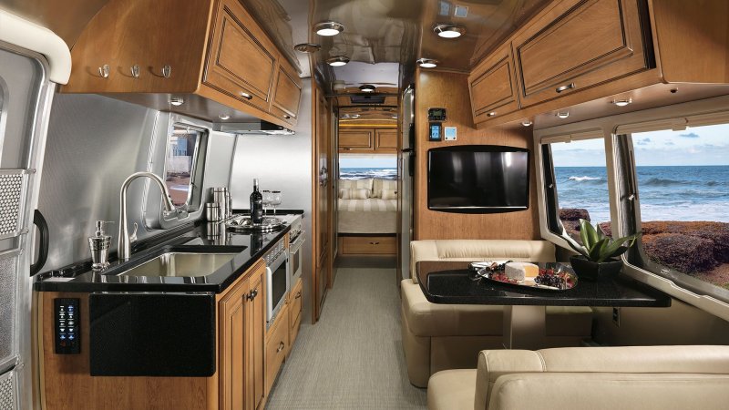 Автодом Airstream 280