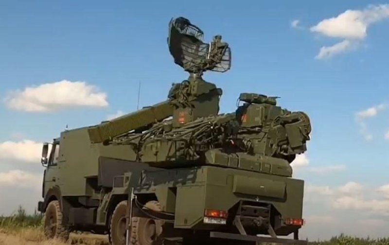 Боевая машина модернизированного 9а33-2б ЗРК «Оса» на шасси МАЗ-6317