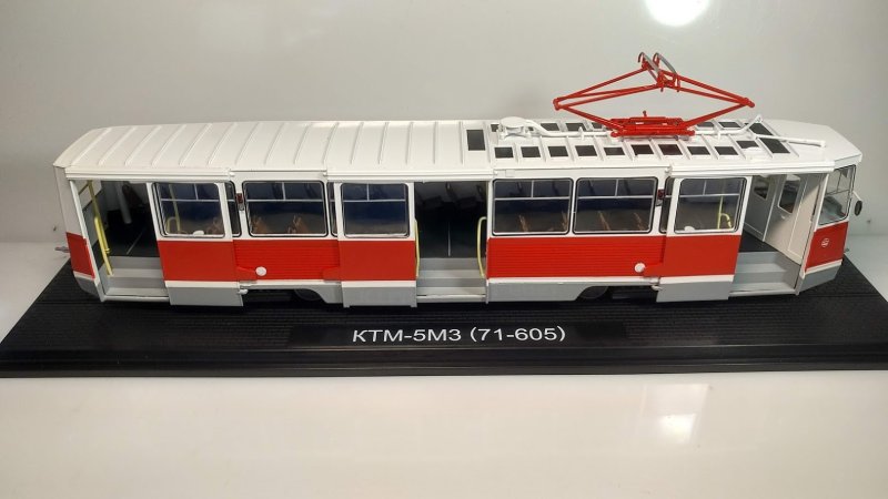 Трамвай SSM КТМ 5мз (71 605)