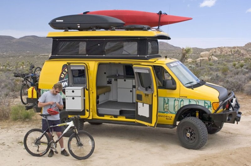 Ford 4x4 Sportsmobile