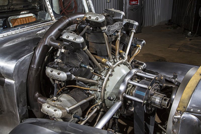 Lazareth lm847 — 4-колесный мотоцикл