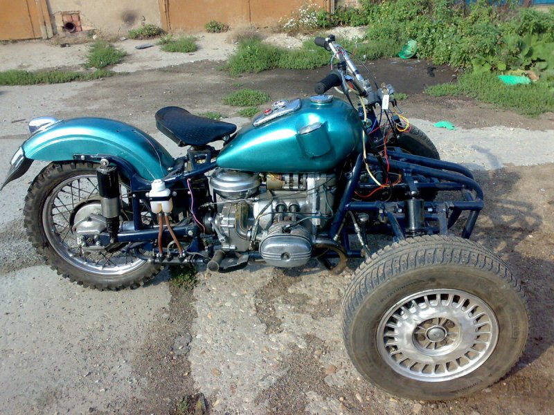 Мотоцикл Урал 3х колесный