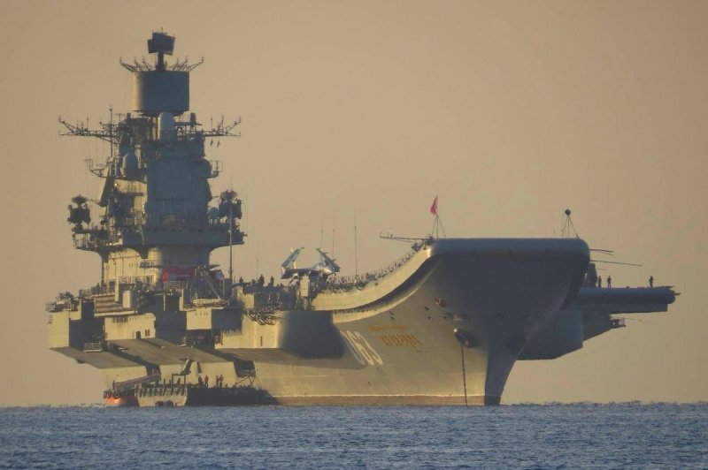 Тяжёлый авианесущий крейсер проекта 1143.5 «Адмирал н. г. Кузнецов»