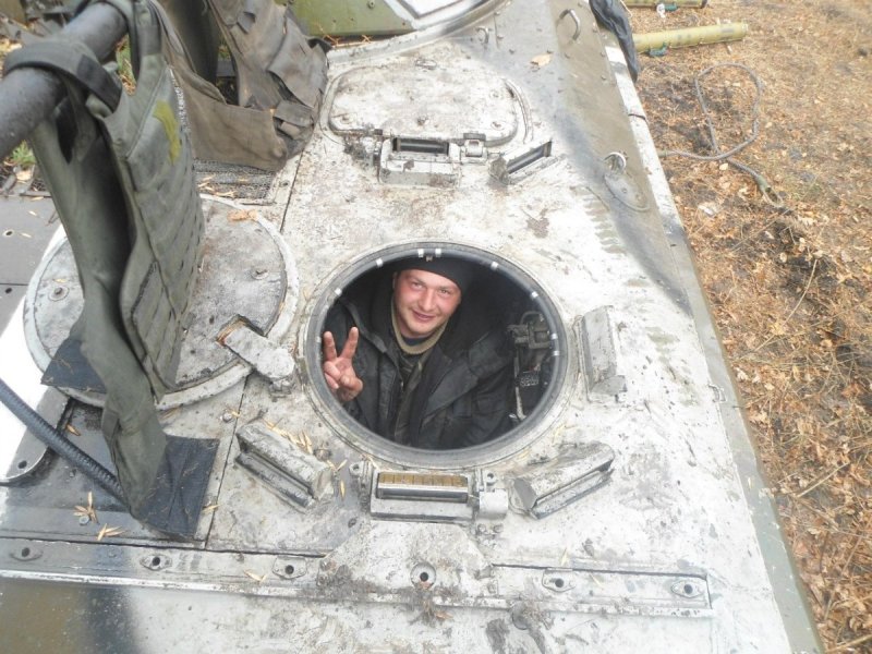 Т 72 кабина
