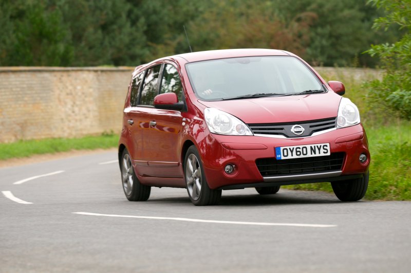 Ниссан Nissan Note e11e