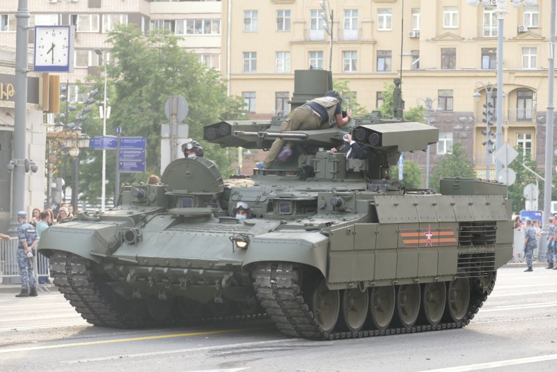 БМПТ на параде