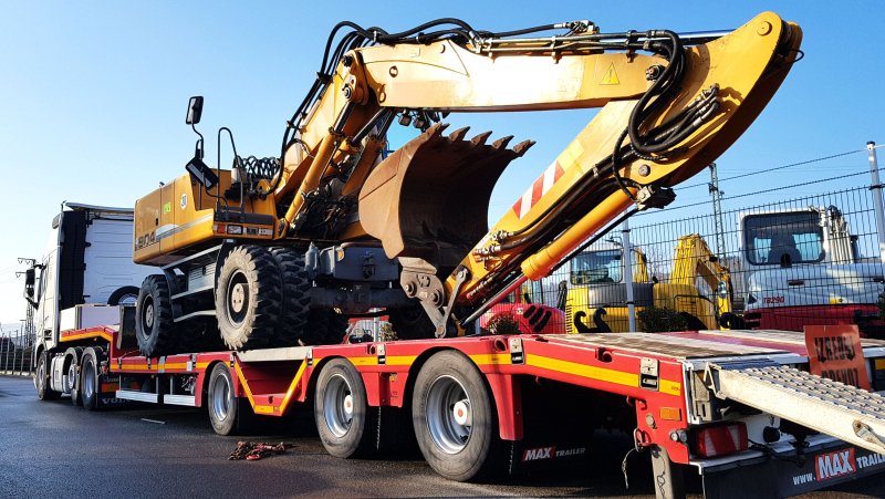 Liebherr 904