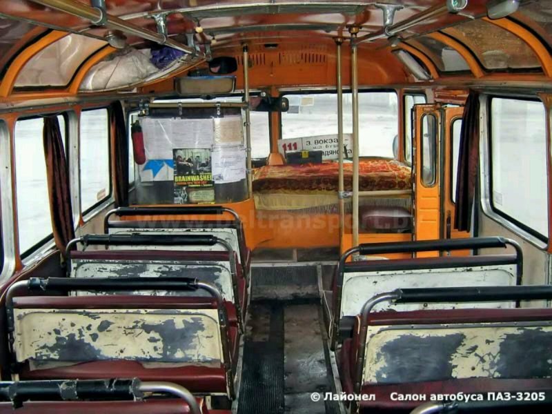 Автобус ПАЗ 672 салон