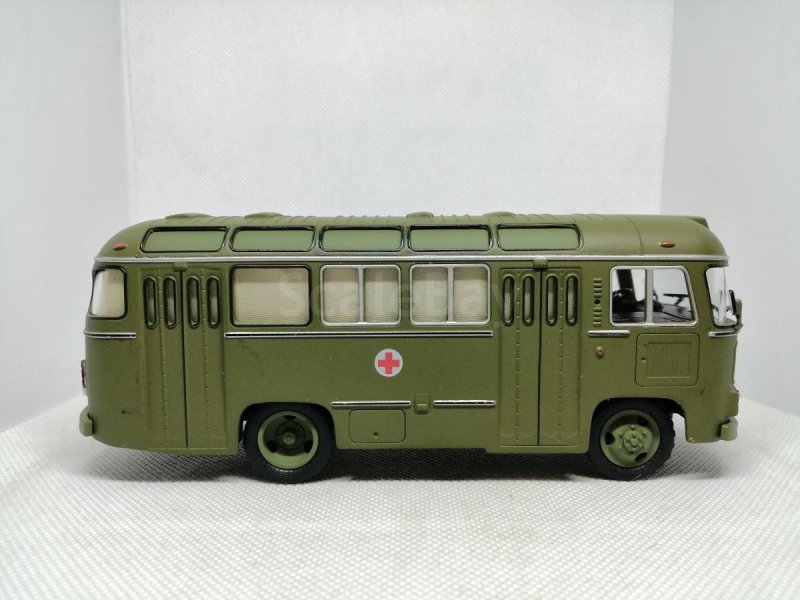 Санитарный автобус ПАЗ-672м