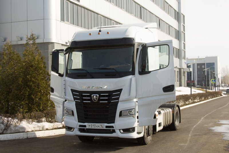 КАМАЗ 54901 6х2