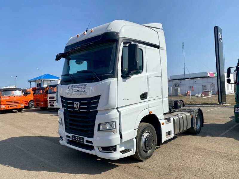 Тягач КАМАЗ-54901