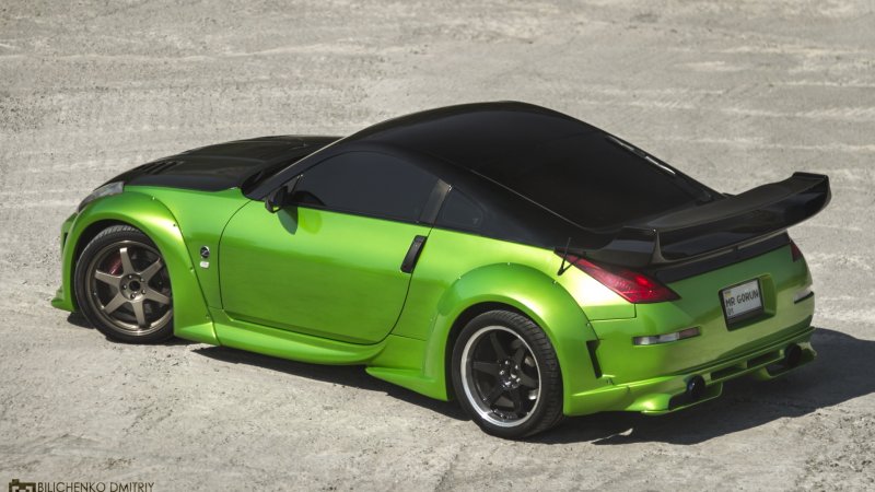 Nissan 350z зеленый