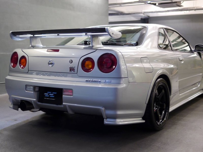 Nissan Skyline r34 gt-r