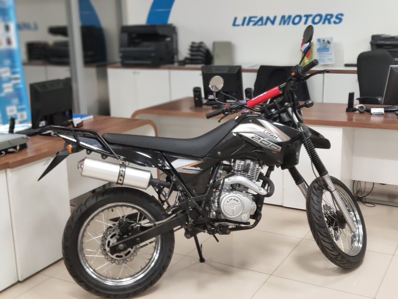 Мотоцикл Lifan v16s