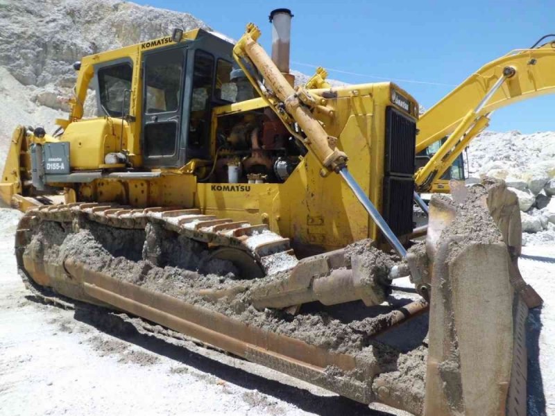 Трубоукладчик Komatsu d355c