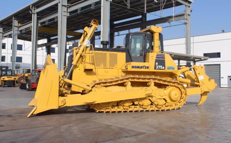 Заводской номер бульдозера 355 Komatsu