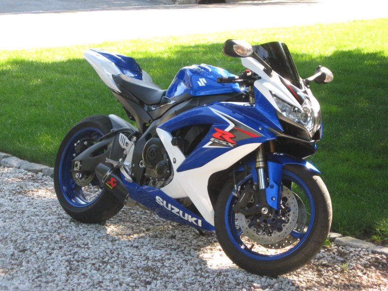 Suzuki GSX-R 600 k8