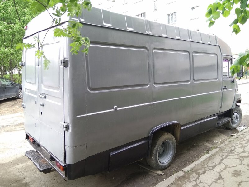 Mercedes Benz Vario 4x4 Camper