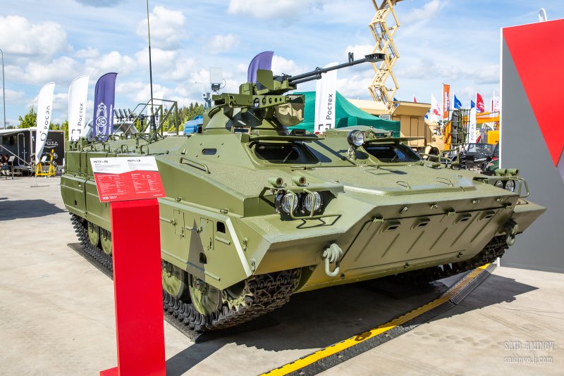 БТР-82 бронетранспортёр