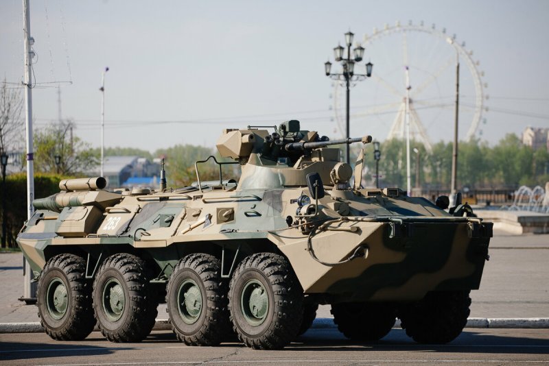 БТР-82 бронетранспортёр