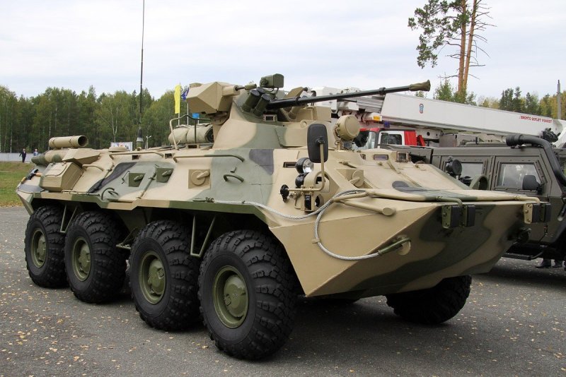 БТР-82 бронетранспортёр