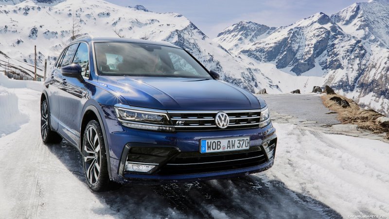 Volkswagen Touareg серебристый