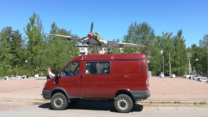 Соболь 4х4 вишневый