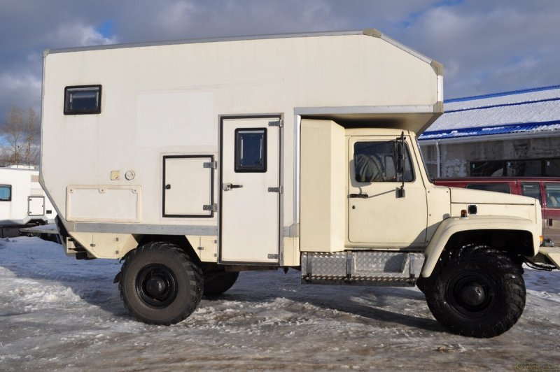 ГАЗ 3308 автодом