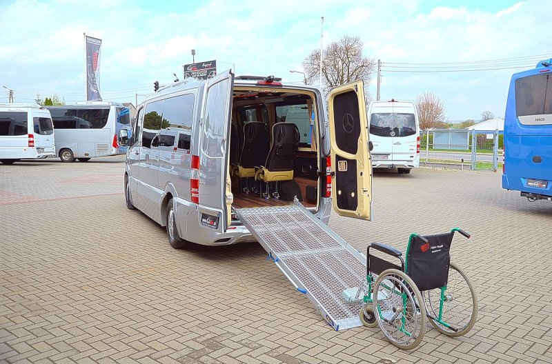Ford Tourneo для перевозки инвалидов
