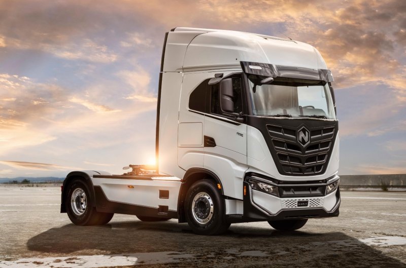 Тягач Sinotruk Huanghe x7
