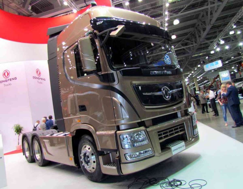 Седельный тягач FAW j6