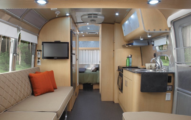 Автодом Airstream планировка