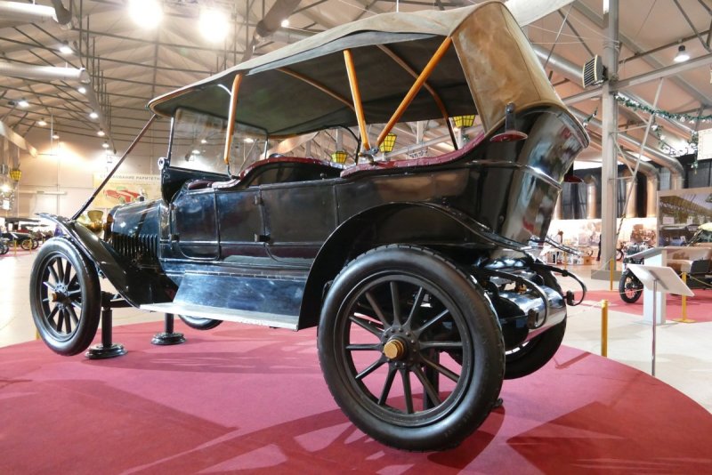 Руссо Балт 1913 лимузин Берлин