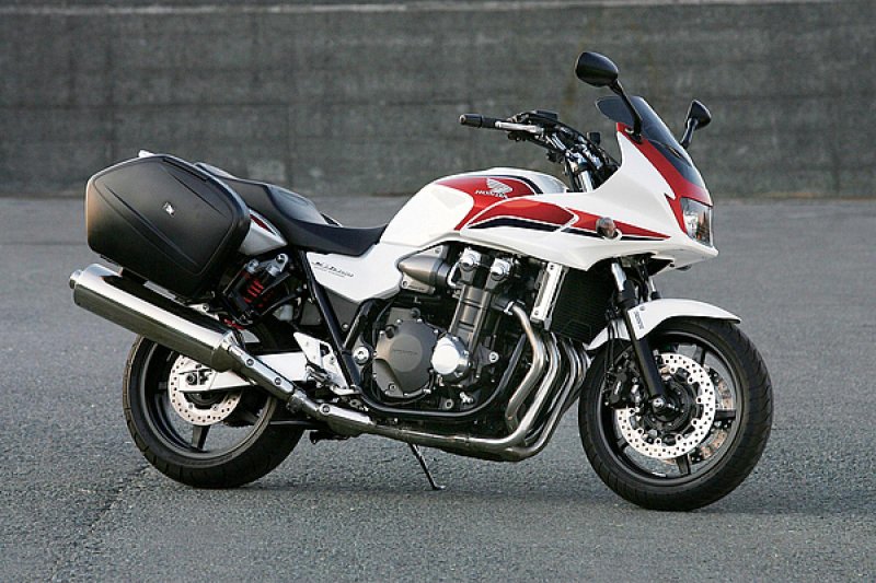 Honda CB 1300 super four