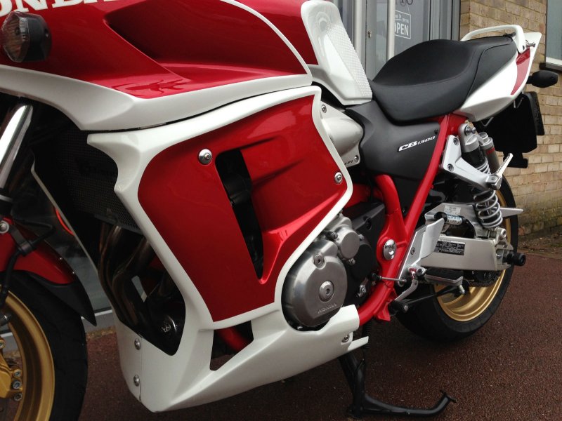 Honda CB 1300 super four