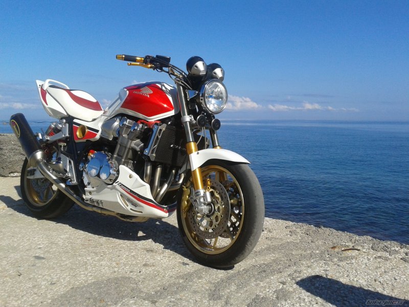 Honda CB 1300 super