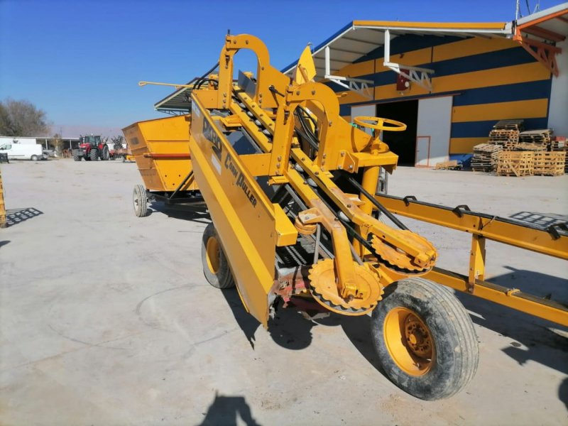 Комбайн Oxbo 3220